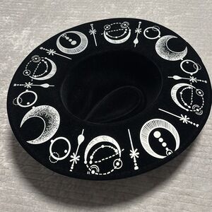 Classic Black Halloween Felt Hat